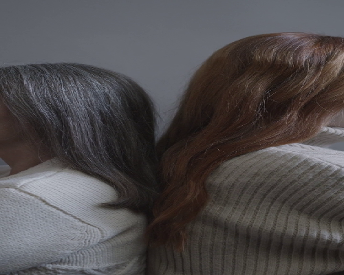 双喜临门，两个试管宝宝顺利出生。