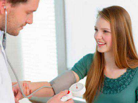 孕早期频繁B超检查:对胎儿健康的潜在风险和不良后果